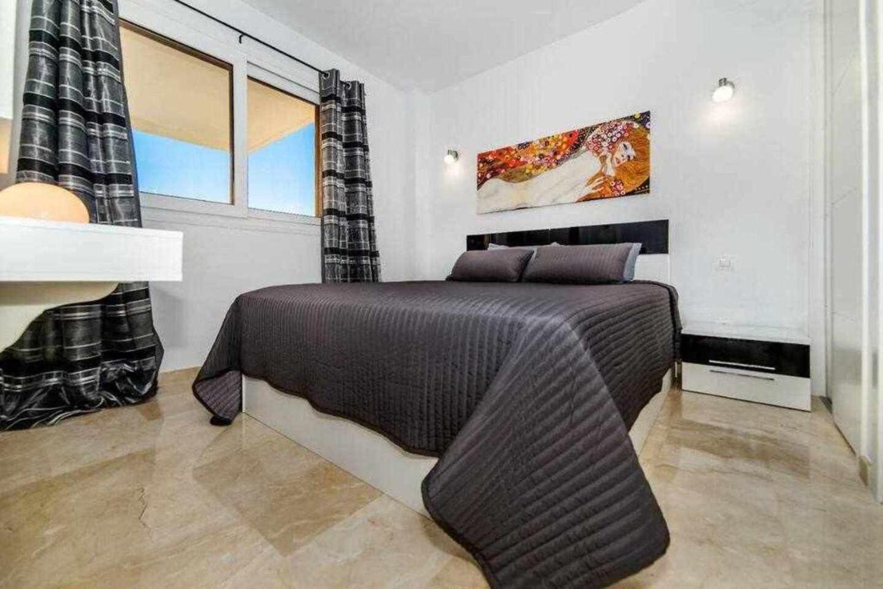 Espanhouse Elvis Apartment Torrevieja Extérieur photo