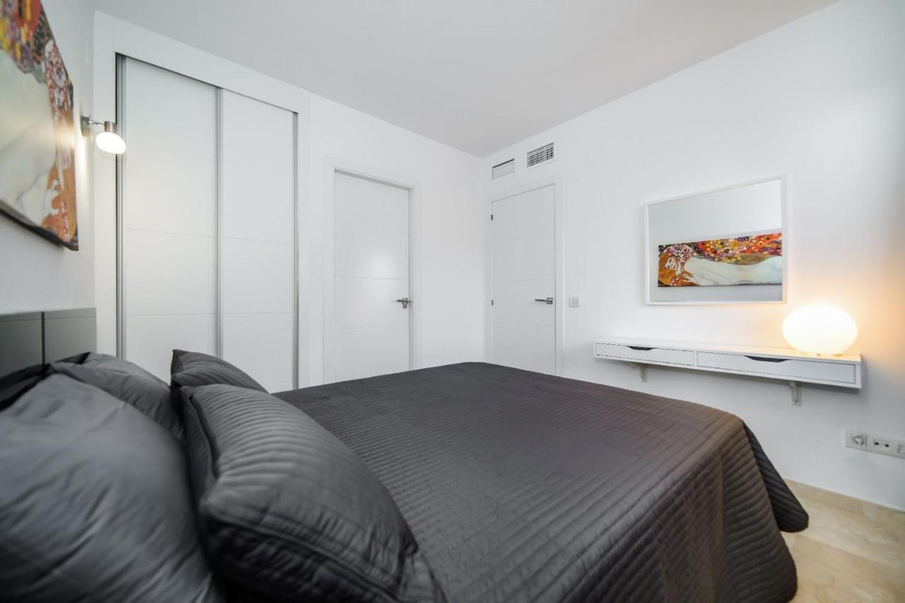 Espanhouse Elvis Apartment Torrevieja Extérieur photo